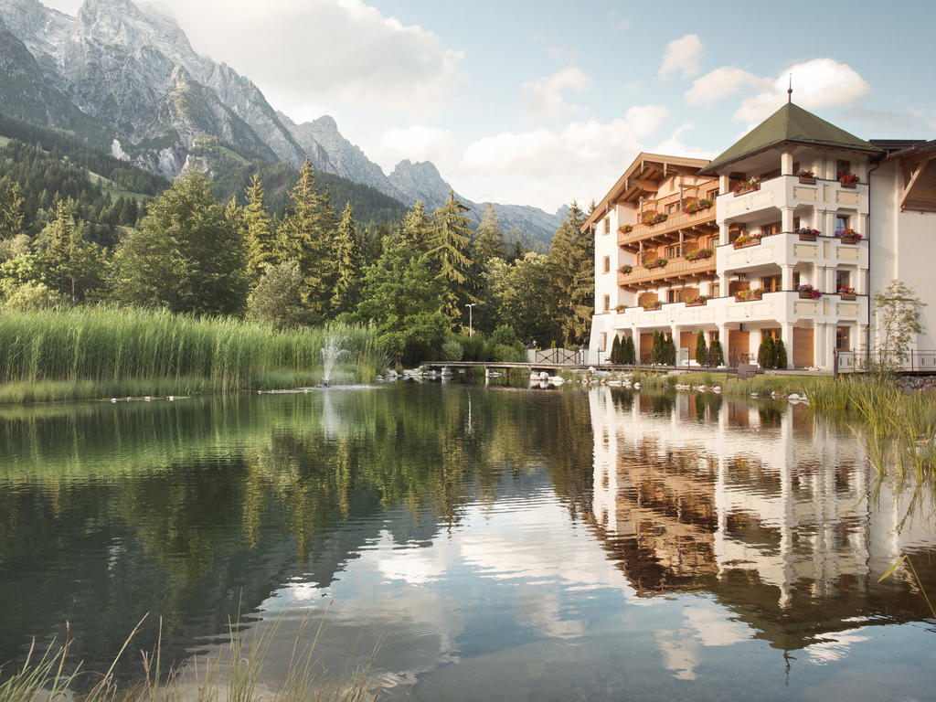 Hotel Forsthofgut Leogang Buitenkant foto
